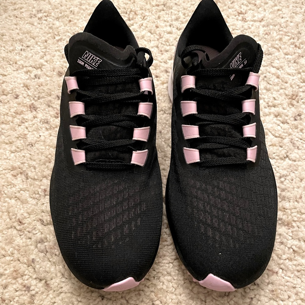 Brand new Nike Zoom Pegasus 37 shoes!